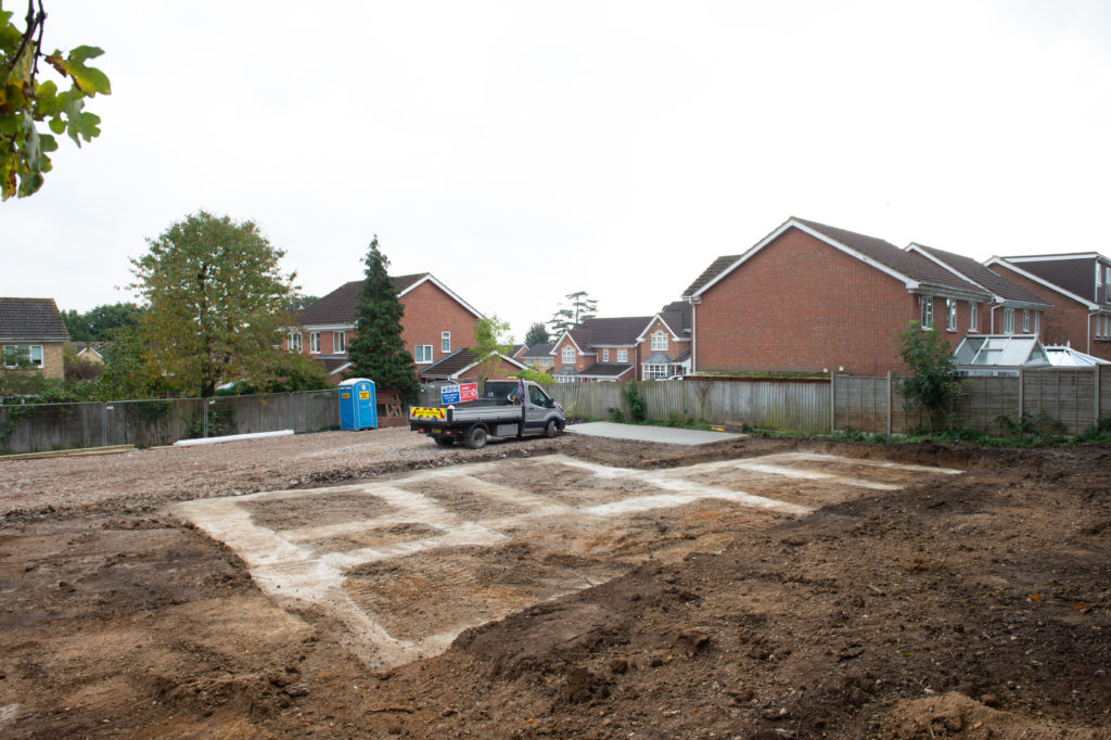 Work has now started on 5 Large New Build homes at our Site in Goffs Oak herts