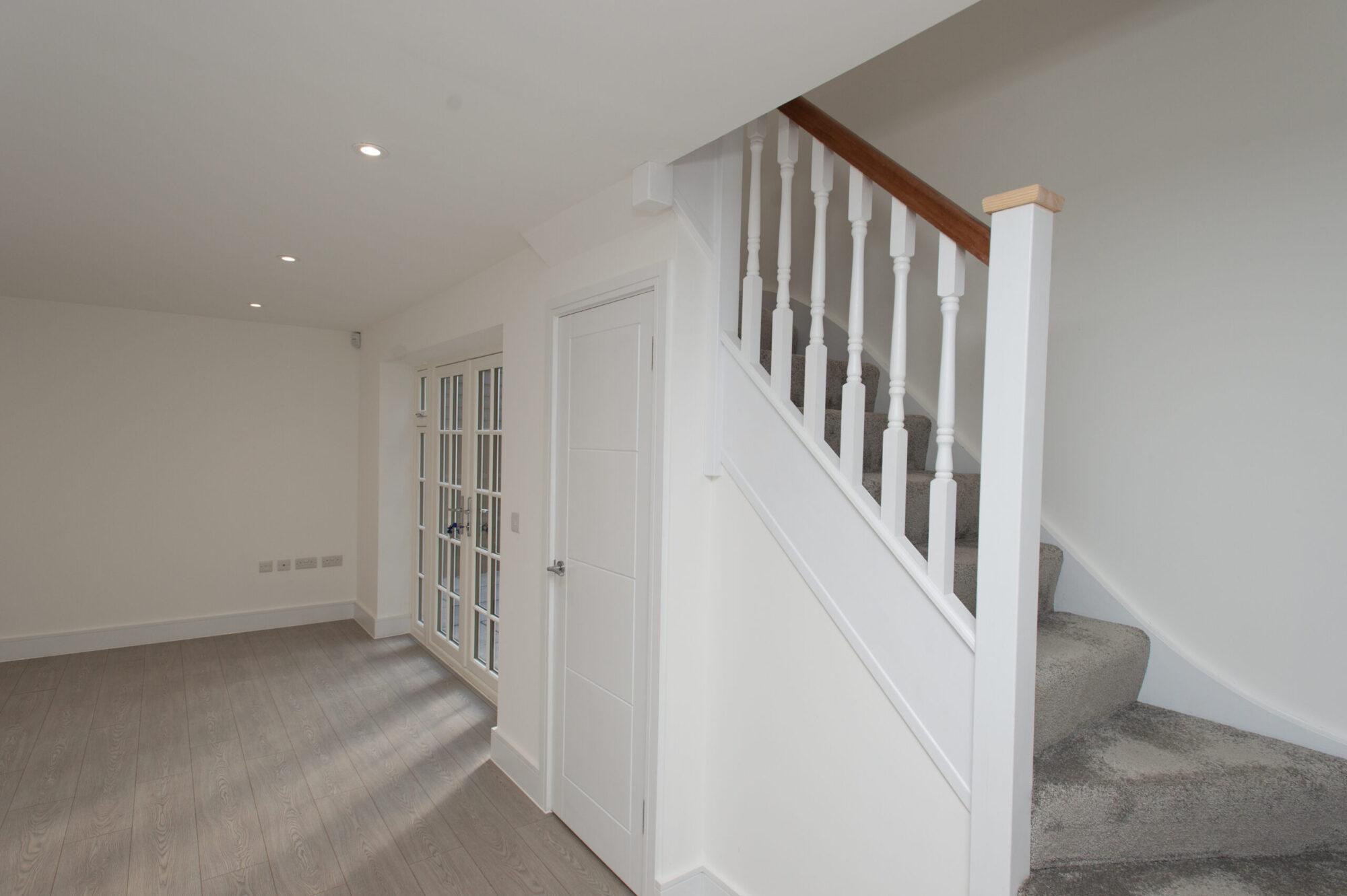 New 2 bedroom detached home finished in one of the best roads in enfield