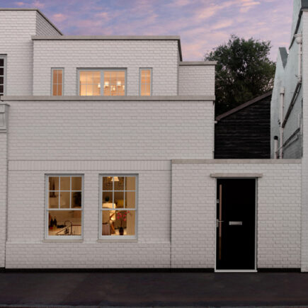 New 2 bedroom detached home finished in one of the best roads in enfield